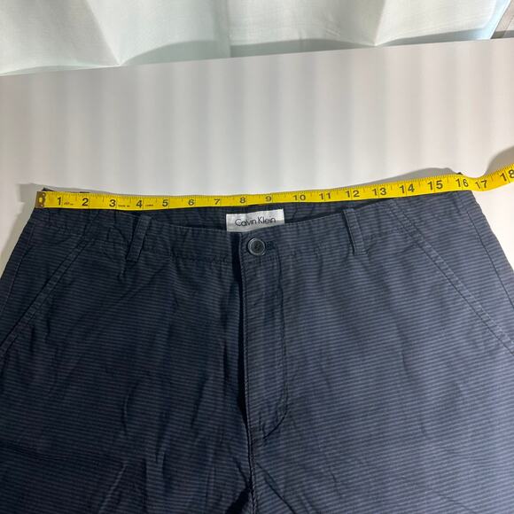 Calvin Klein Navy Blue & Black Striped Cotton Bermuda Shorts Mens Size W32/L11 - Picture 10 of 15